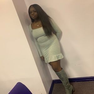 Meet your Posher, Chloe